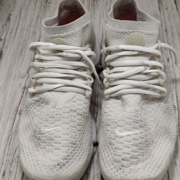 NIKE AIR PRESTO ULTRA FLYNIT TRIPLE WHITE - Picture 1 of 5